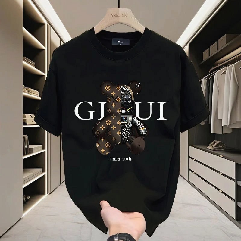 Gucci Bear-Print Tee Review: We Sweat-Tested the Moisture-Wicking Claim on a $5.67 Blank